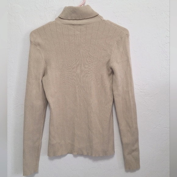 Bebe Beige Mock Neck Rib Knit Long Sleeve Buttons Women's Sweater Size L - Picture 6 of 10